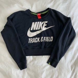 Nike track & field cropped sweatshirt large